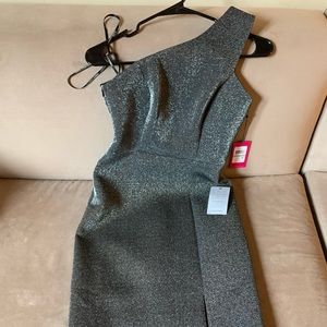 Vince Camuto Body-Con Dress